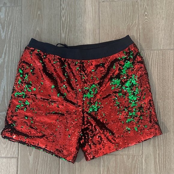 chubbies Other - Chubbies Dual Tone Sequin Red and Green Christmas Shorts